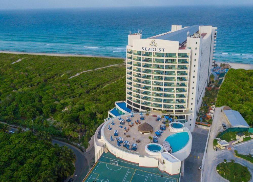 Seadust Cancun Family Resort 5*