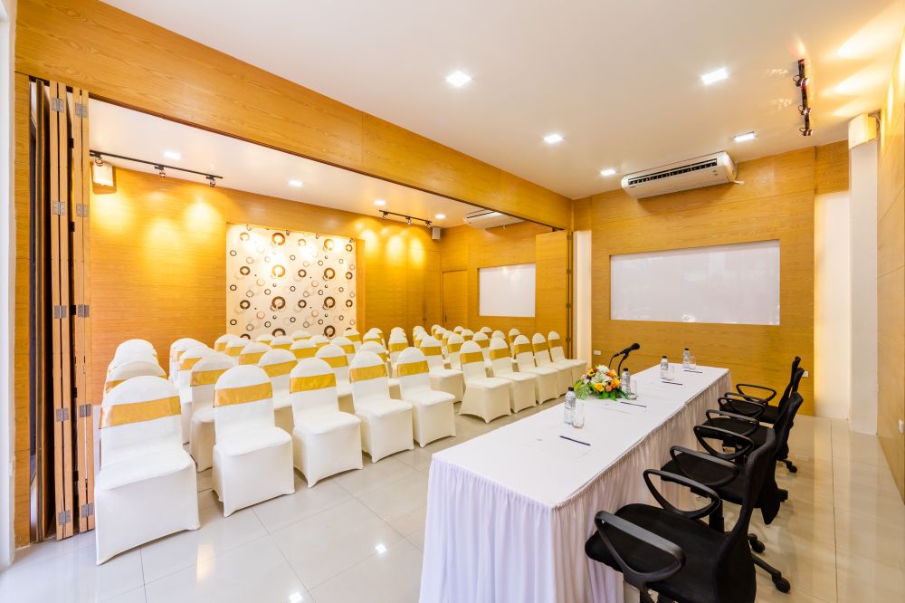 Amata Patong 4*