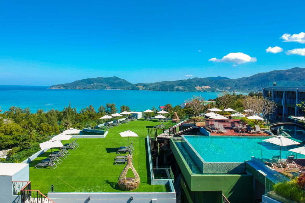 Crest Resort & Pool Villas 5*