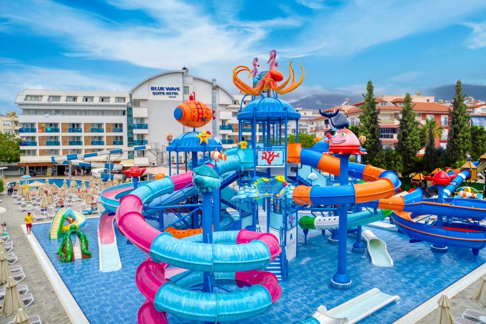 Blue Wave Hotel 4*