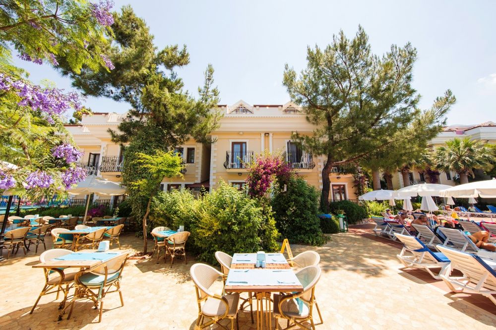 Yel Holiday Resort 3*