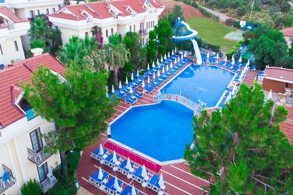 Yel Holiday Resort 3*