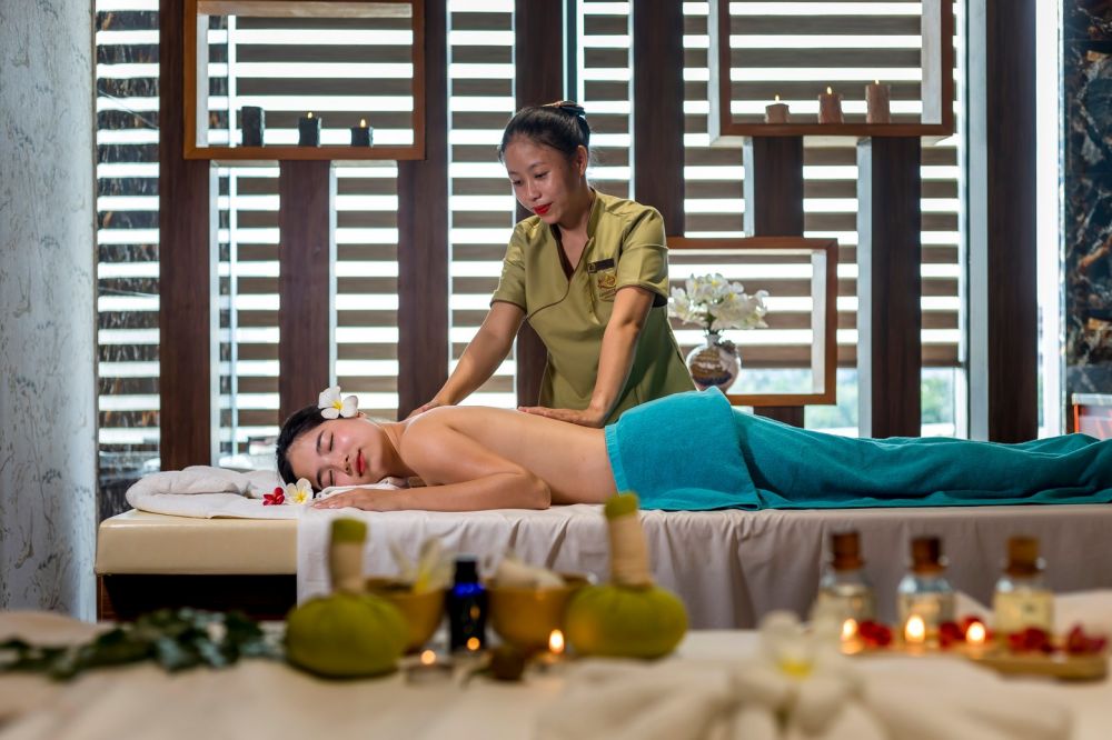 KOI Resort & Residence Da Nang 5*