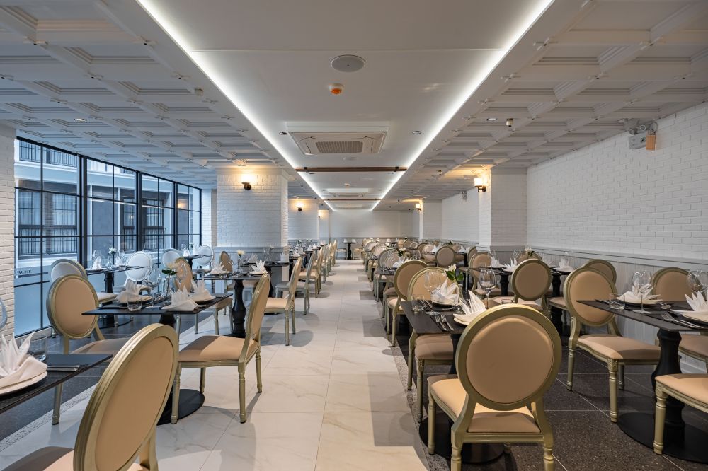 Chateau Du Village 4*