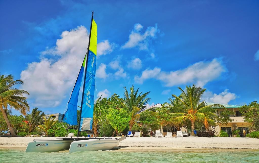 The Crown Beach Hotel 