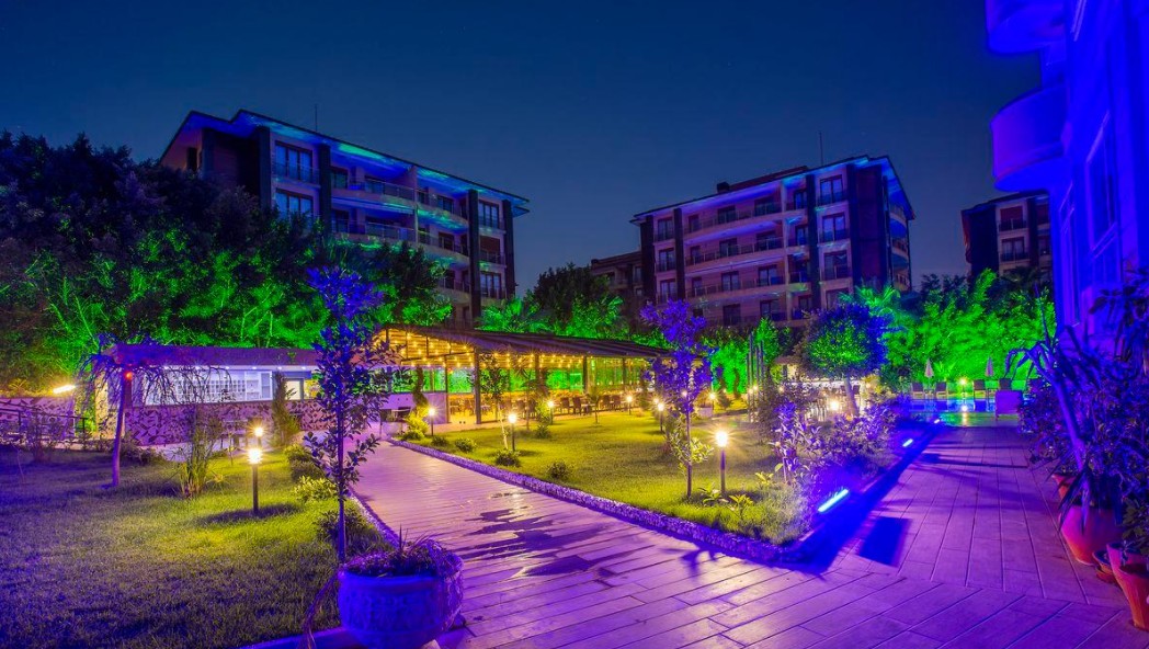 Royalisa Hotel 3*
