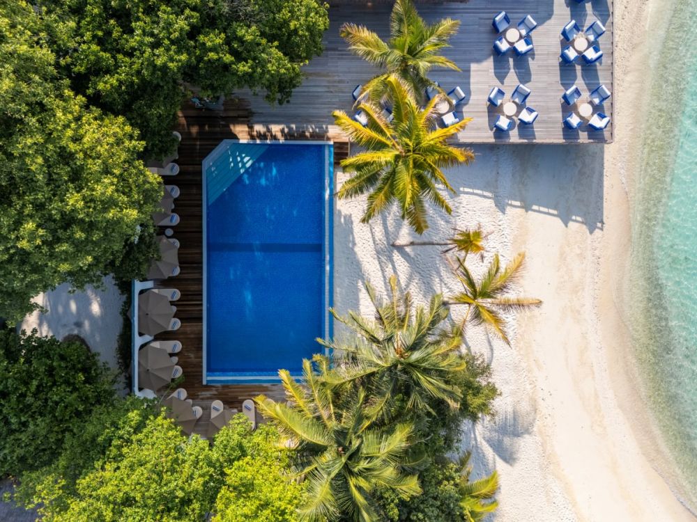 Eri Maldives (ex. Eriyadu Island Resort) 4*