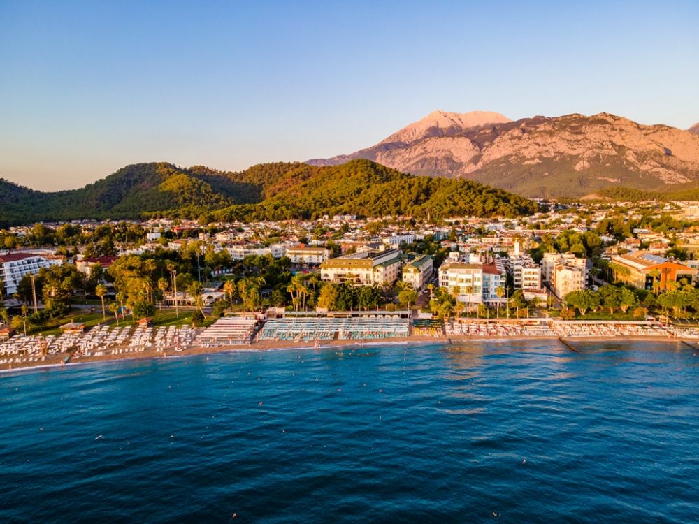 Lancora Beach Hotel 4*