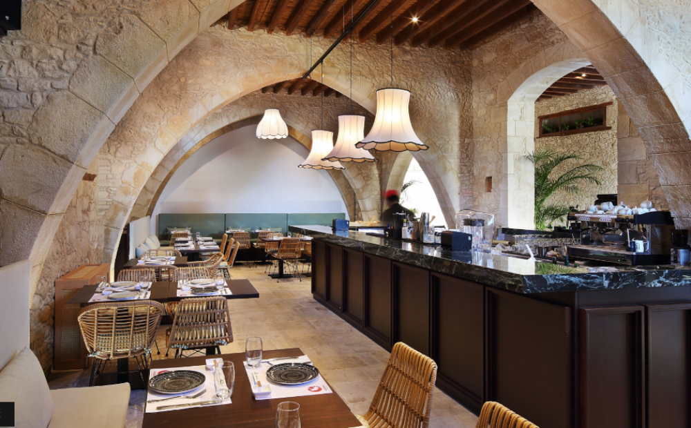 Polis 1907 by Louis Hotels 