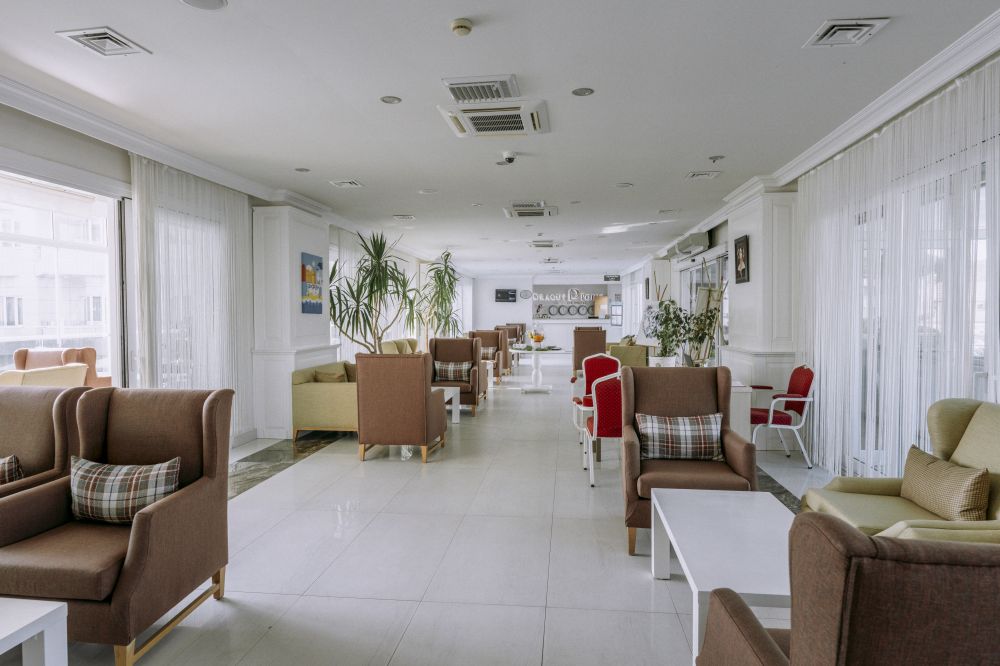 Dragut Point South 4*