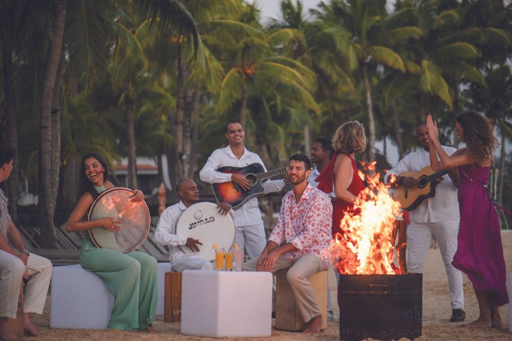 Mauricia Beachcomber Resort & SPA 4*