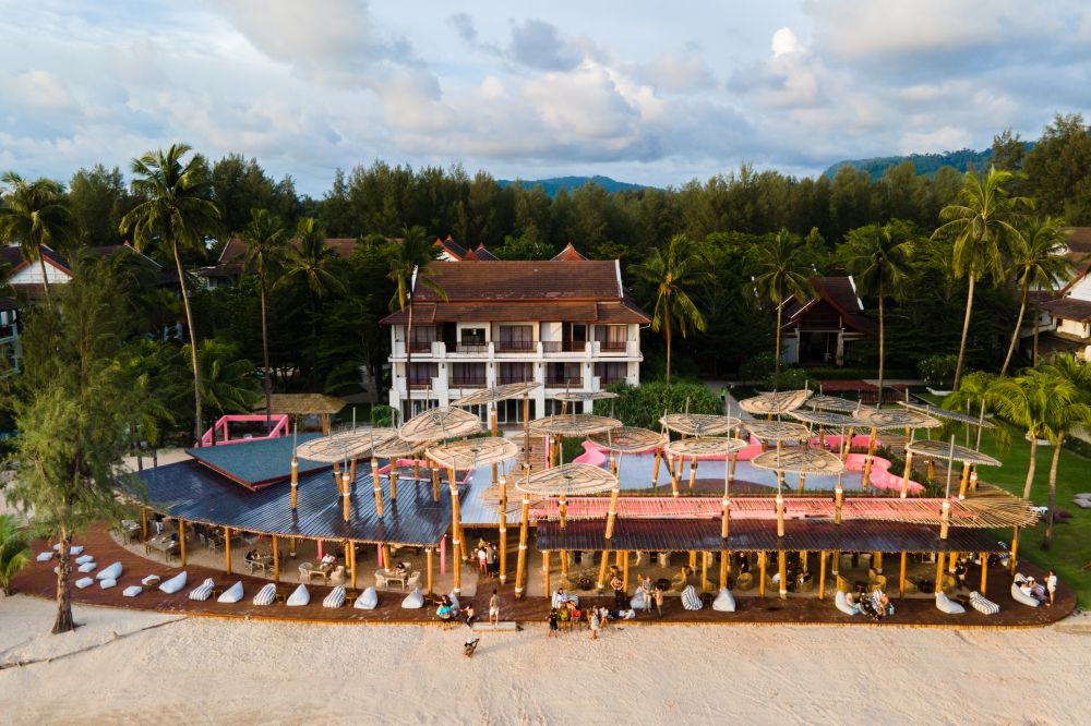 Apsara Beachfront Resort & Villas 4+