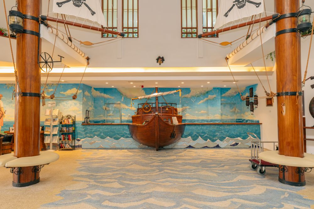 Pirates Beach Club 5*