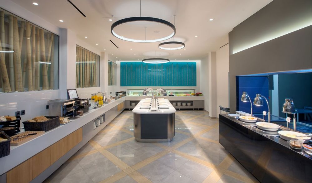 Blue Lagoon City Hotel 4*