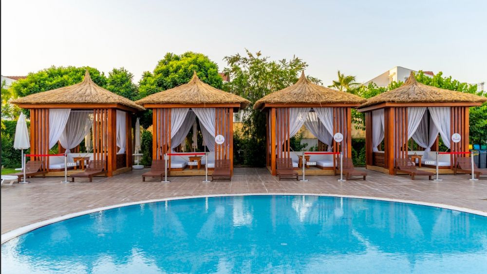 Amon Hotels 4*