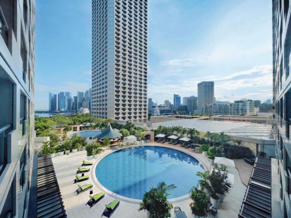 Swissotel The Stamford 5*