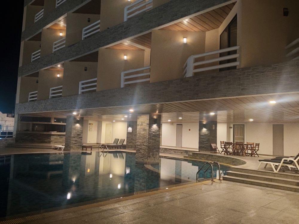 City Beach Resort 3*