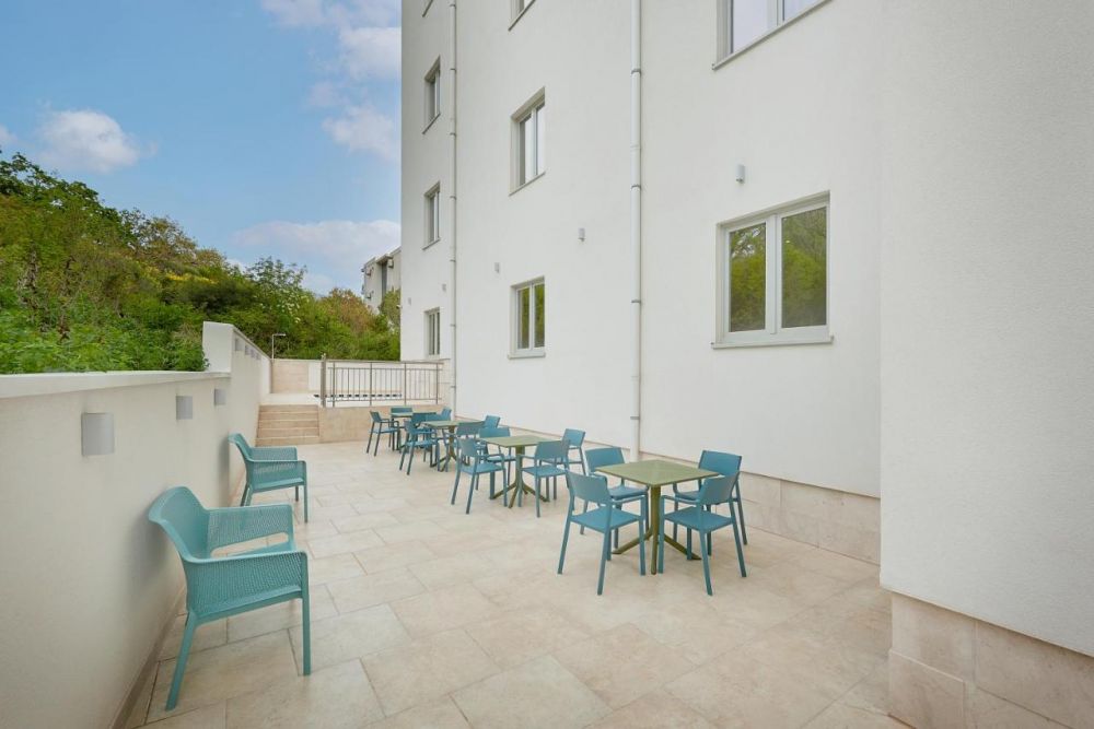 Larimar Aparthotel 4*