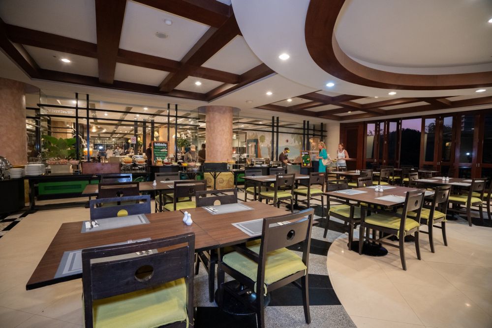 Long Beach Garden Hotel & Pavillons 4*