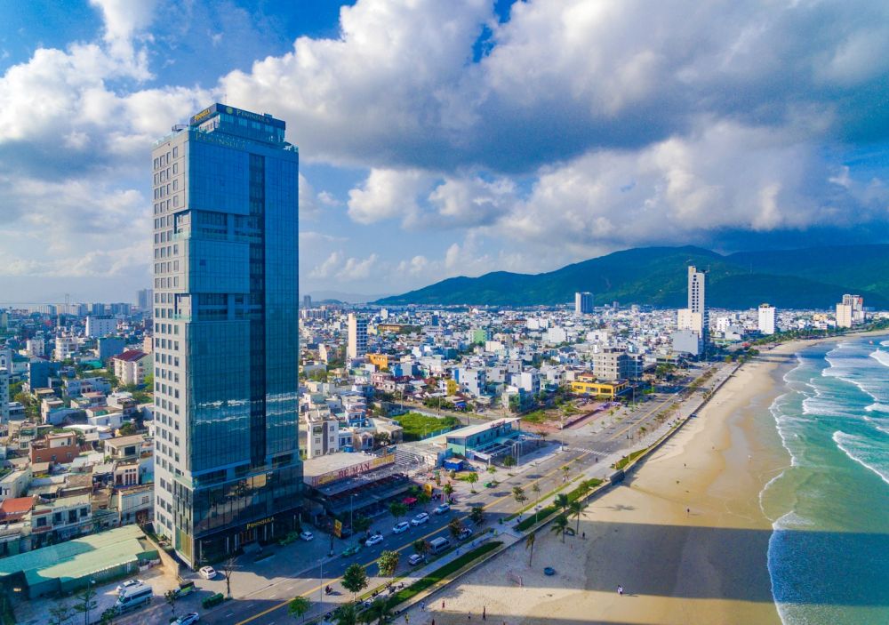 Peninsula Hotel Da Nang 5*