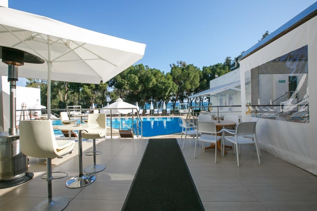 Park Beach Hotel 4*