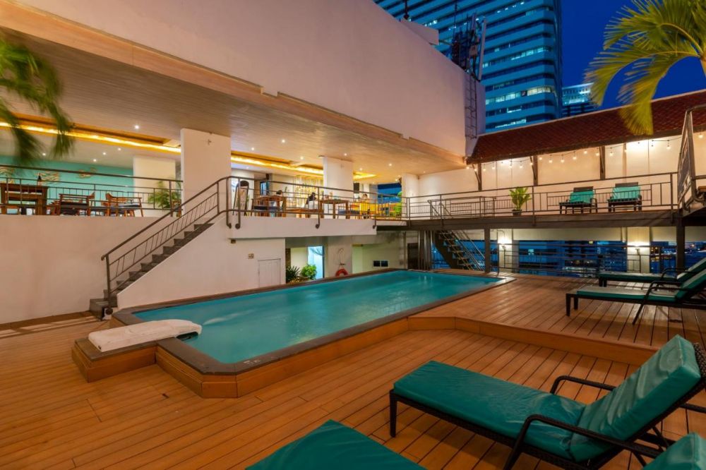 Pinnacle Lumpinee Park Hotel 3*