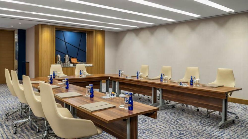 Crowne Plaza Istanbul Florya 5*