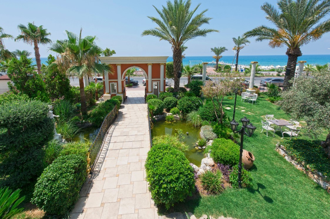 Antique Roman Palace Museum Hotel +16 5*