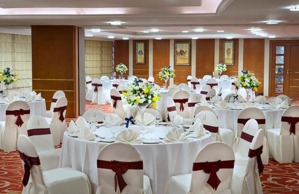 DoubleTree by Hilton Dubai Port Saeed (ex. City Seasons Dubai Hotel) 4*
