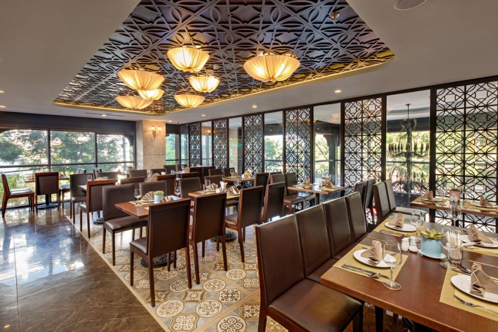 Cosmos Hotel Danang 3*