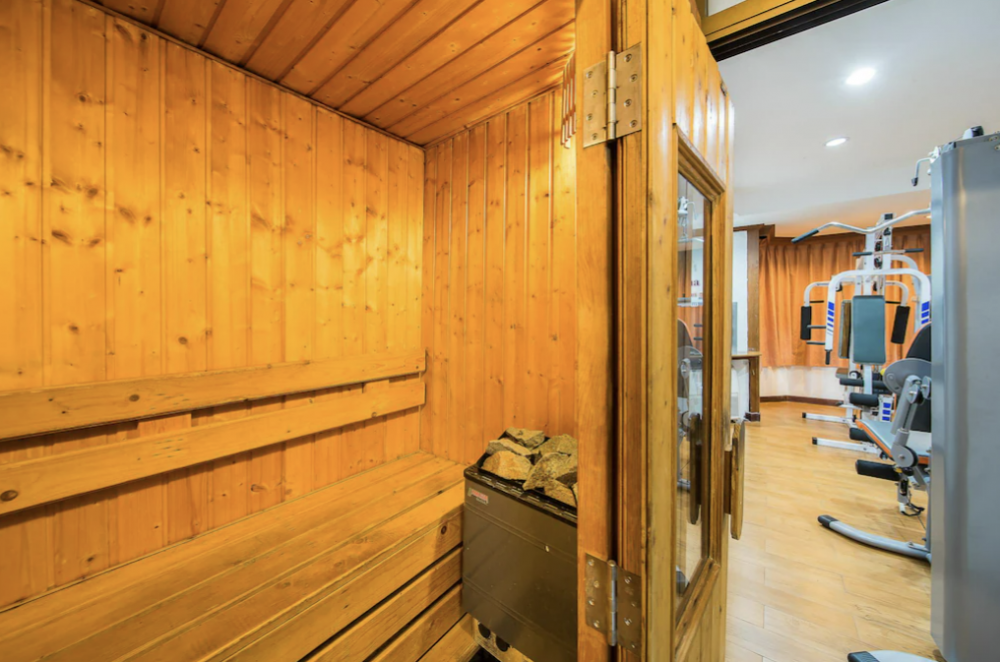 Mountain Beach Resort & Convention Center 3*