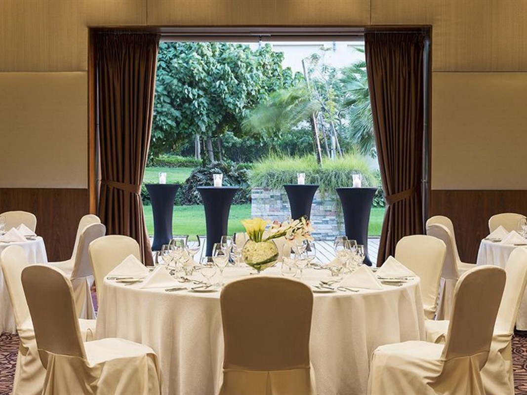 Yas Plaza Mangroves by IHG (ex. Radisson Blu Abu Dhabi Yas Island) 5*