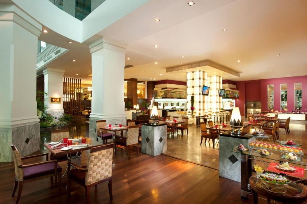 Hyatt Regency Bangkok Suvarnabhumi Airport (ex. Novotel Suvarnabhumi Airport) 4*