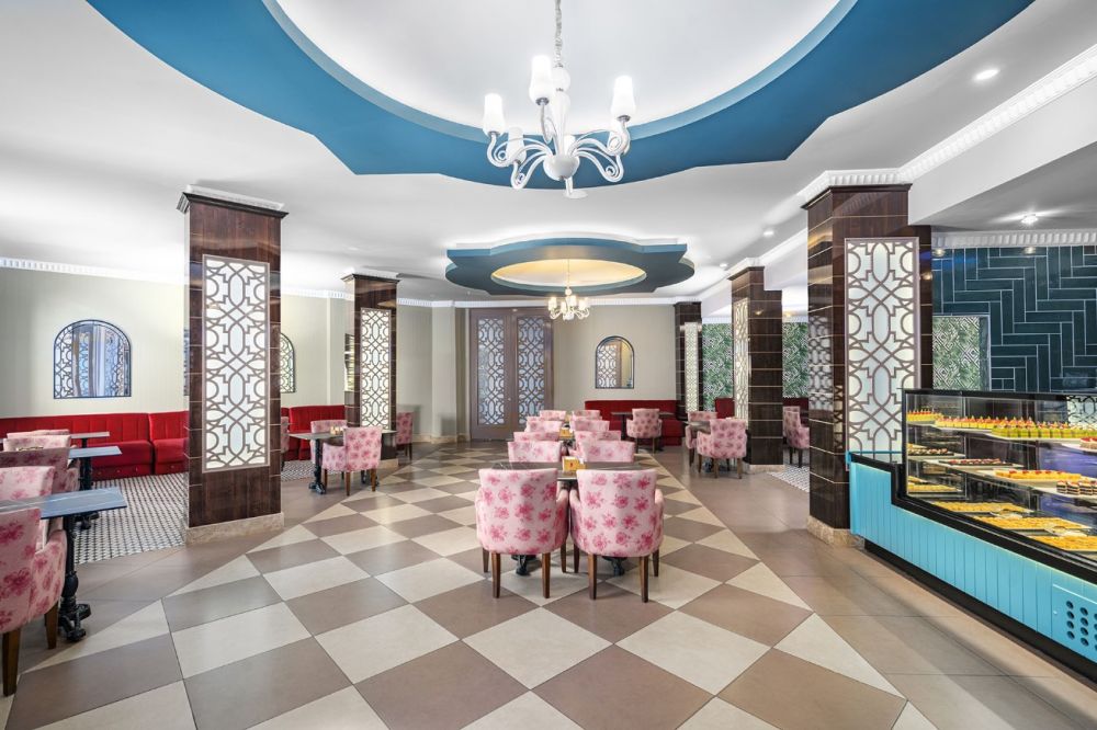 Caretta Beach Hotel 4*