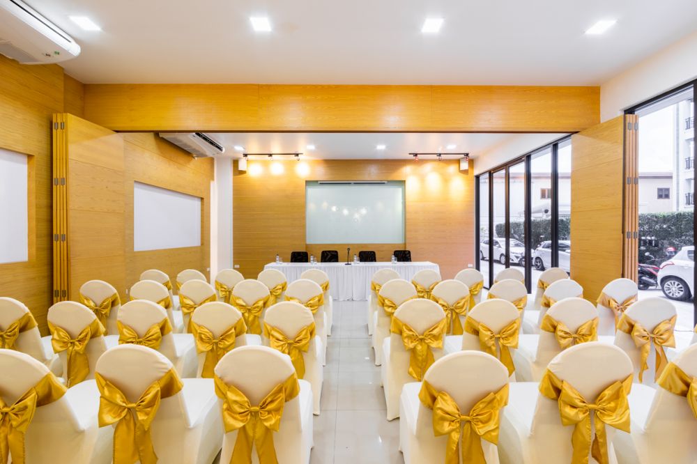 Amata Patong 4*