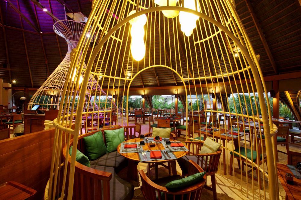 Centara Ras Fushi Resort | Adults Only 18+ 4*
