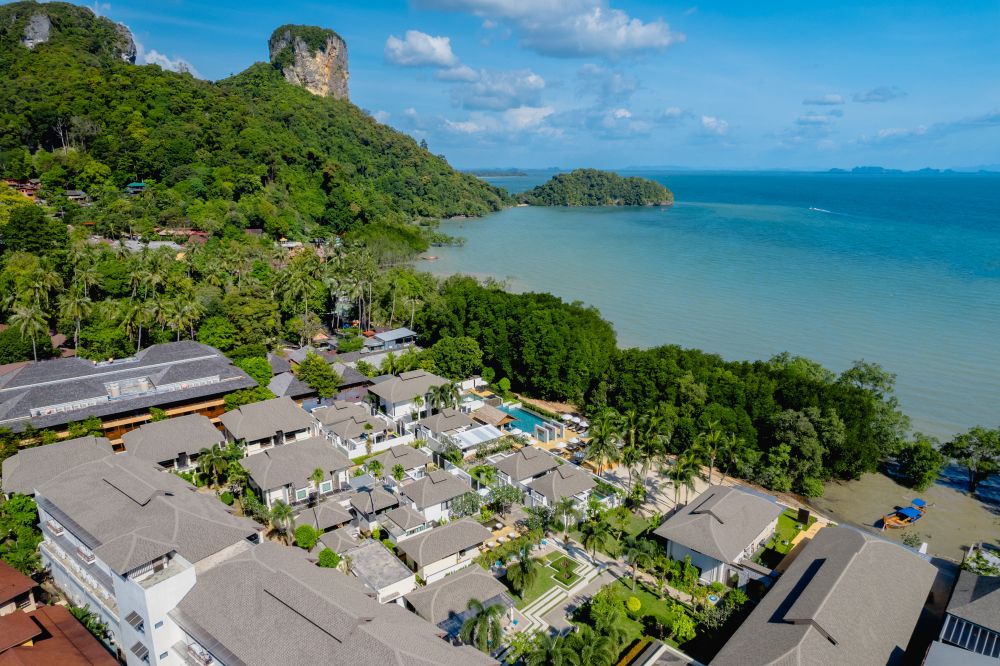 Bhu Nga Thani Resort & Villas Railay (ex. Bhu Nga Thani Resort & SPA) 4*