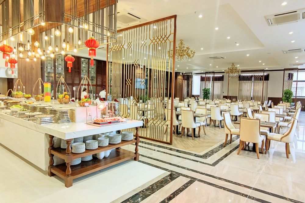 Daphovina Hotel (ex.Aston Nha Trang City Hotel) 4*