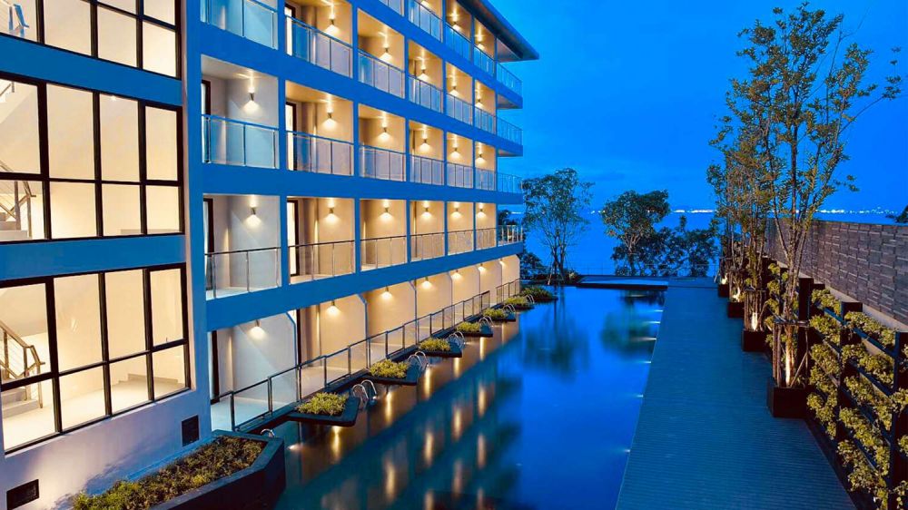 Mayaana Beach Resort (ex.Golden Tulip Pattaya Beach Resort) 5*