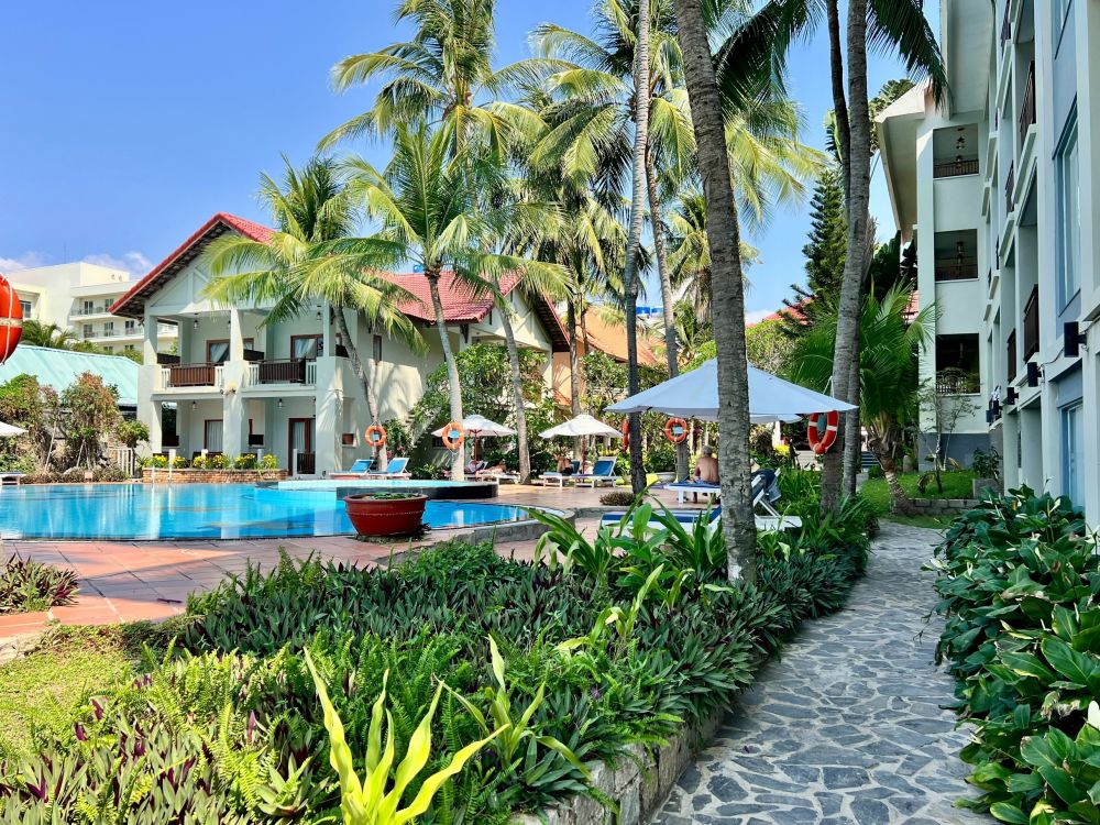 Canary Beach Resort 3*