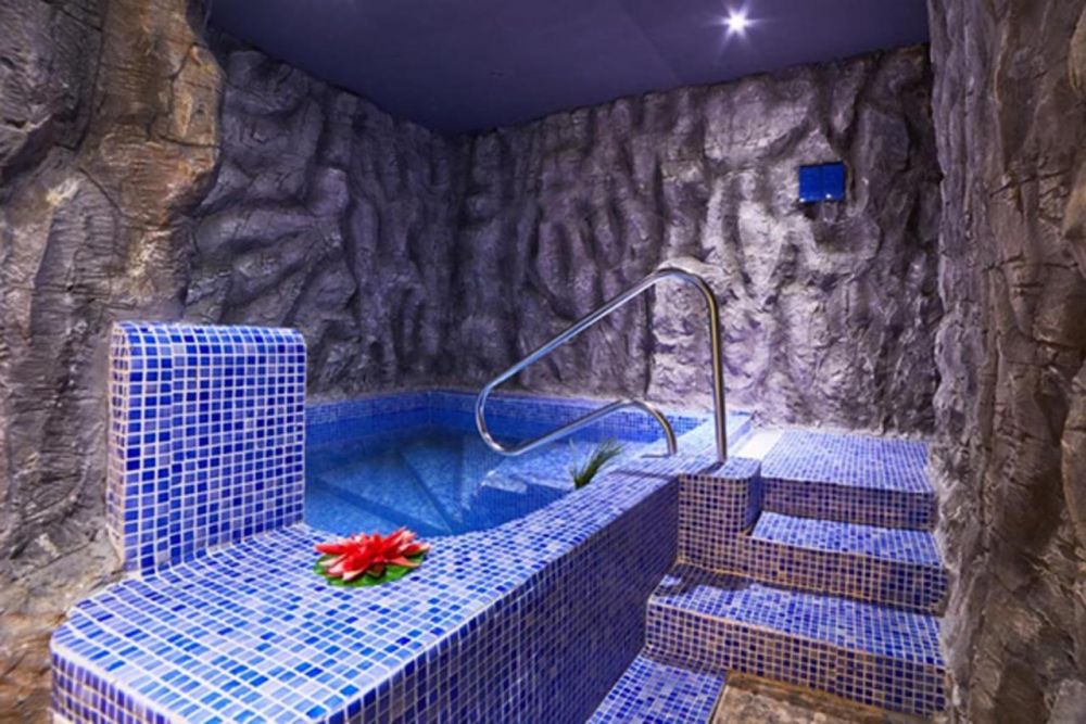 Gulf Aquamarine Hotel 4*