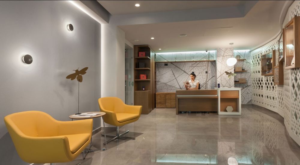 Blue Lagoon City Hotel 4*