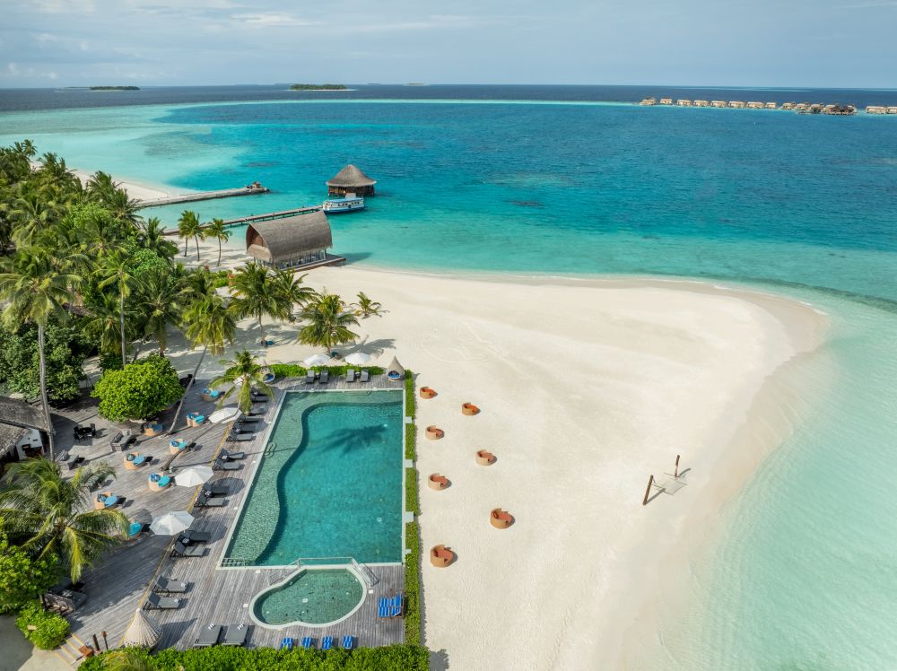 Angsana Velavaru 5*