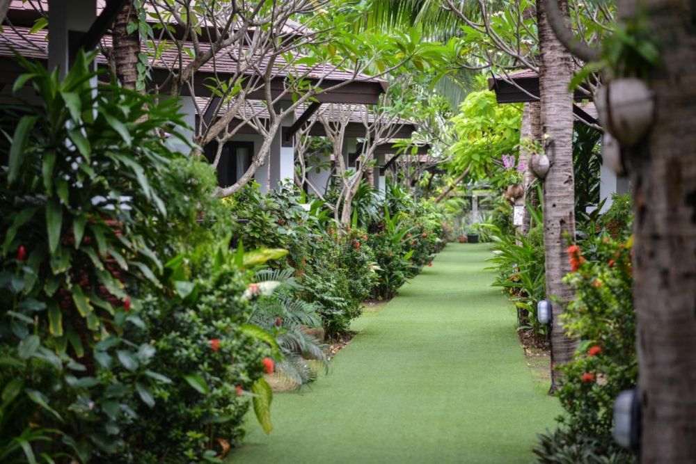 Phangan Bayshore Resort 3+