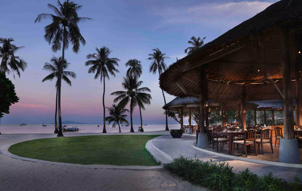 Saii Phi Phi Island Village (ex. Phi Phi Island Village Beach Resort) 5*