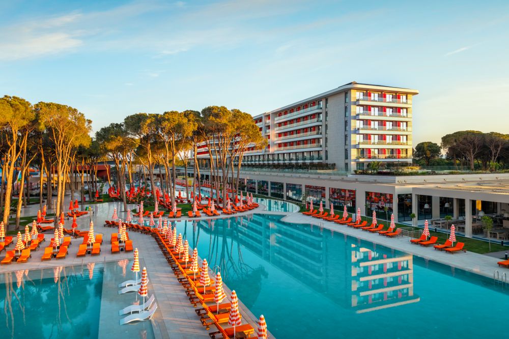 Trendy Perge Resort & Suites 5*
