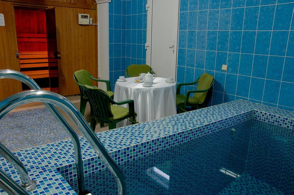 Astana International Hotel 4*