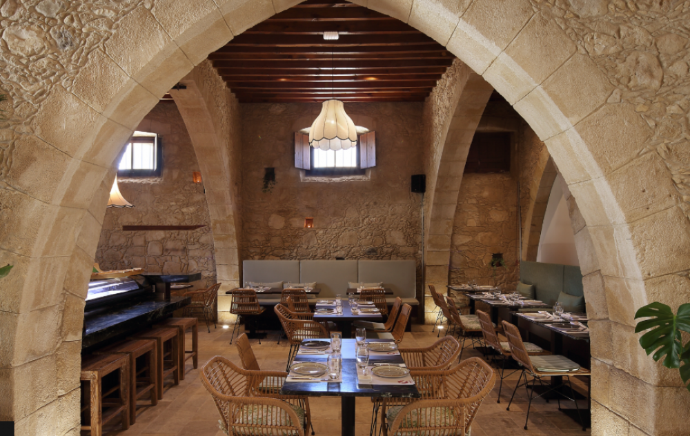Polis 1907 by Louis Hotels 