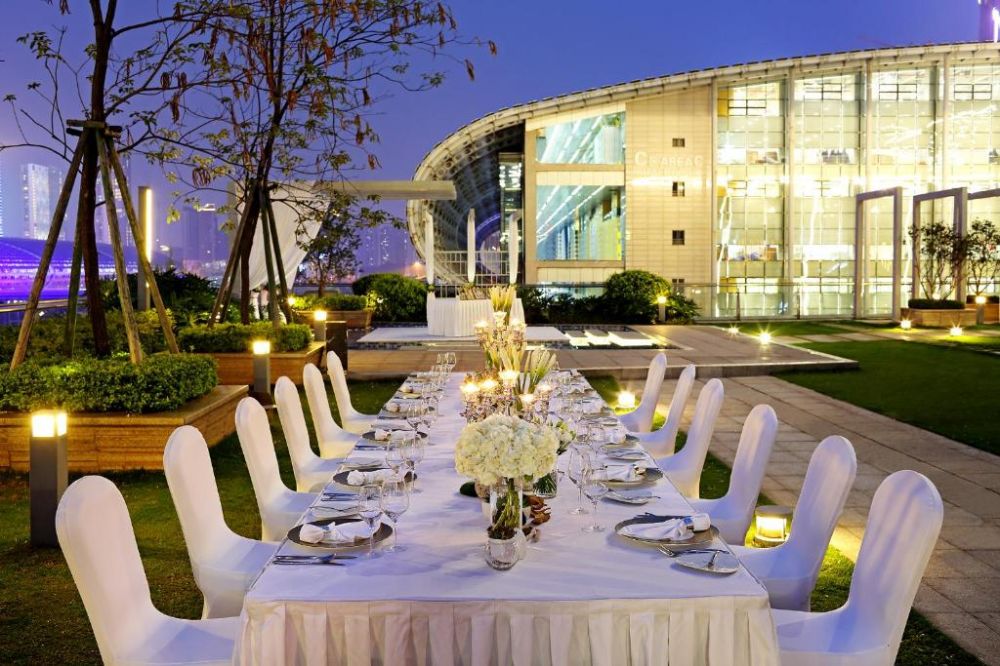Langham Place Guangzhou 5*