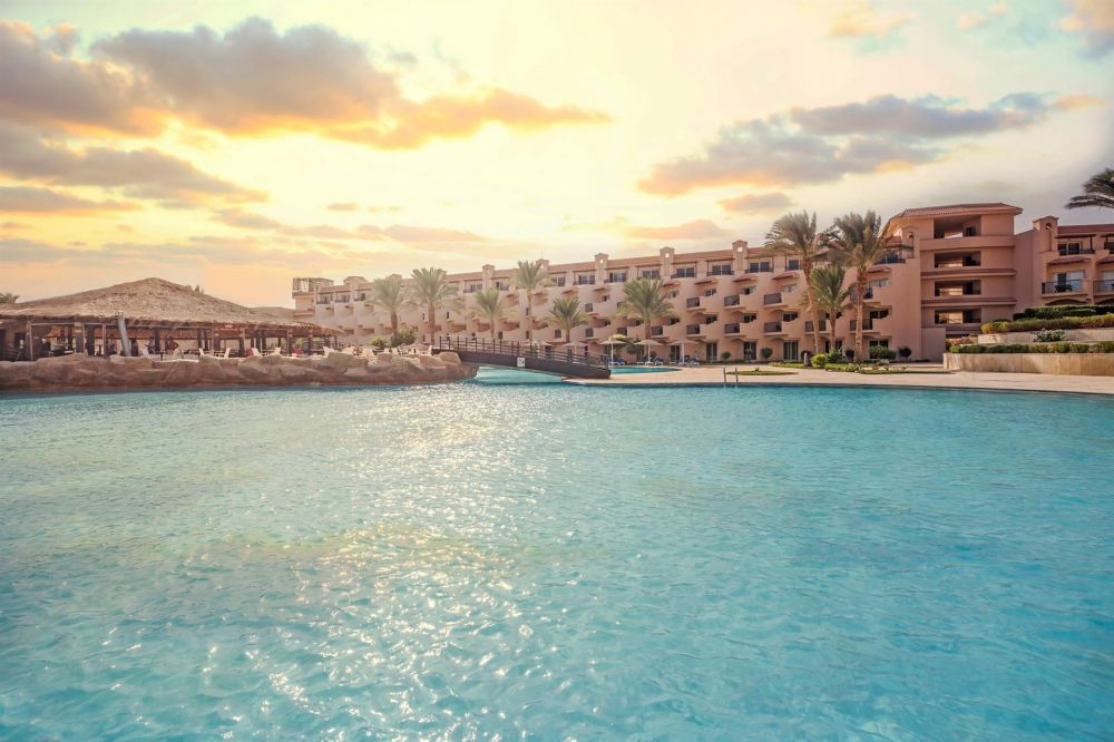 V Grand Resort Sahl Hasheesh ( ex. Pyramisa Beach Resort Sahl Hasheesh) 4*